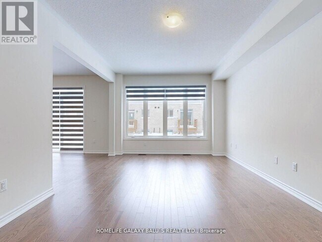 Photo - 74 Gemini Dr