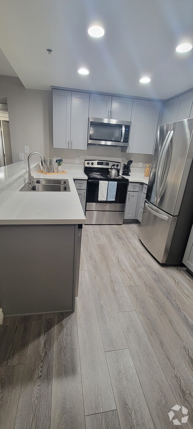 Kitchen - Maple Hill Rental