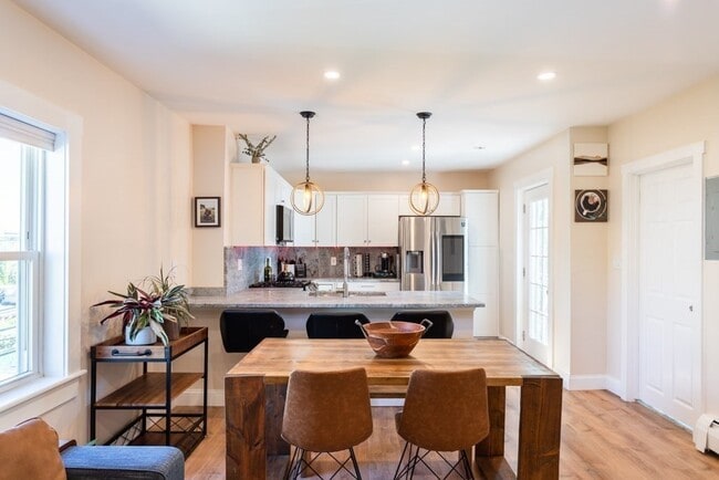 Building Photo - 5 Everett Ct Unit 2B