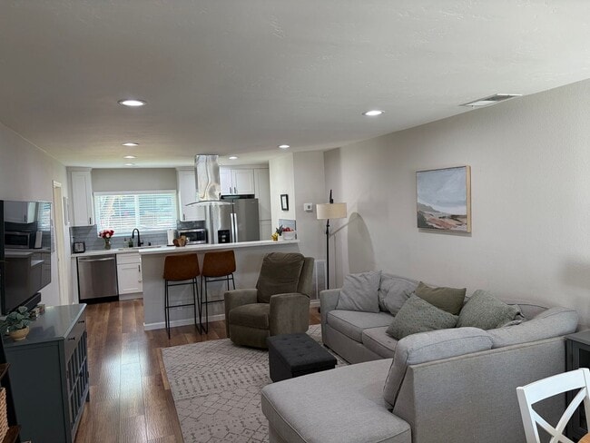 Photo - Gorgeous Single-Family Home in San Marcos!