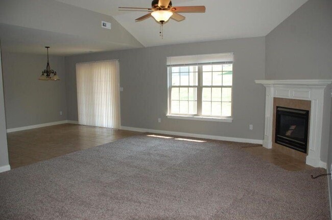 Photo - 3206 Elephant Dr