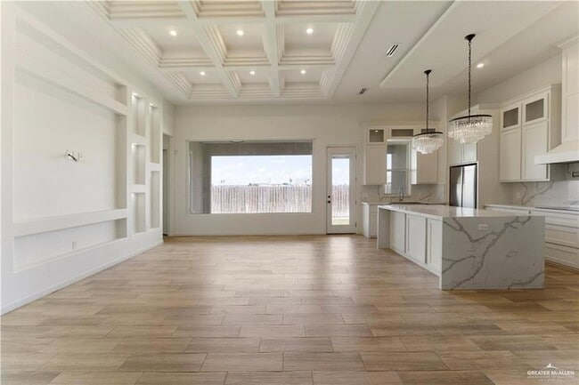 Photo - 607 Alameda St