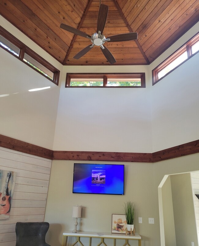 Photo - 166 Baltusrol Rd