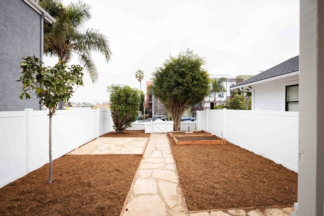 Photo - Georgia Street Unidad 4124