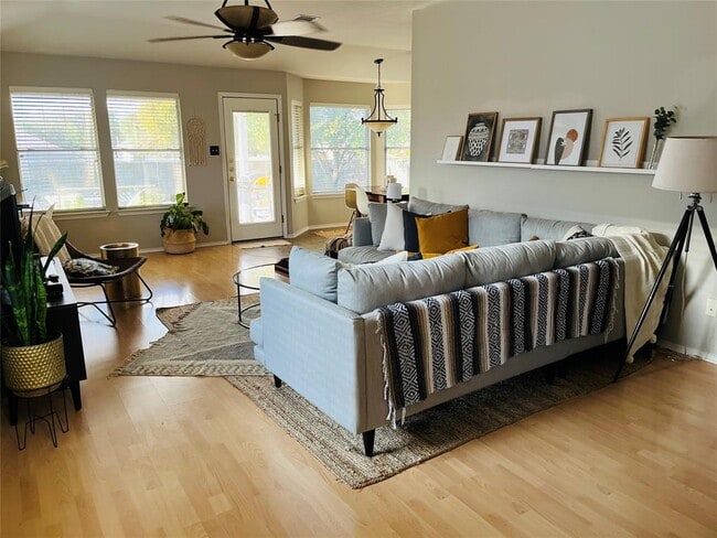 Photo - 14324 Mowsbury Dr