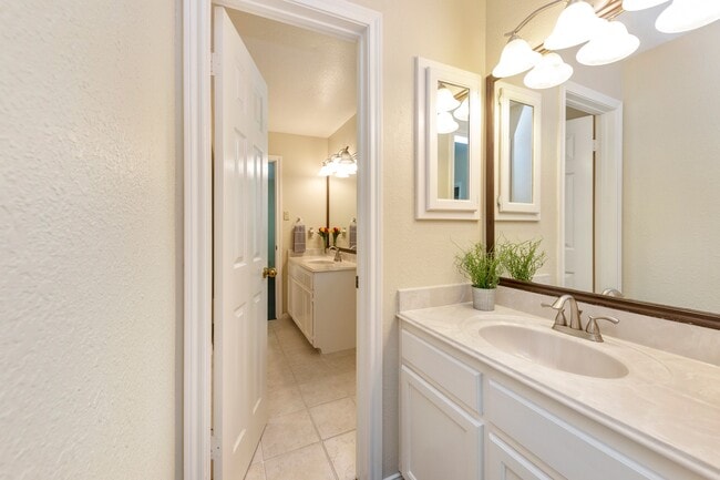 Photo - 3902 Misty Morn Ln