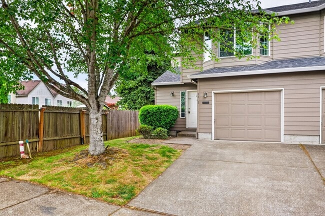 Photo - Newly Renovated Townhouse
