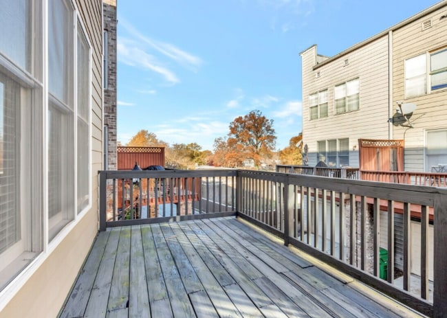 Photo - Room in Townhome on Liberty Commons Dr NW
