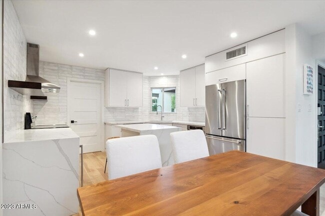 Photo - 6819 N 73rd St