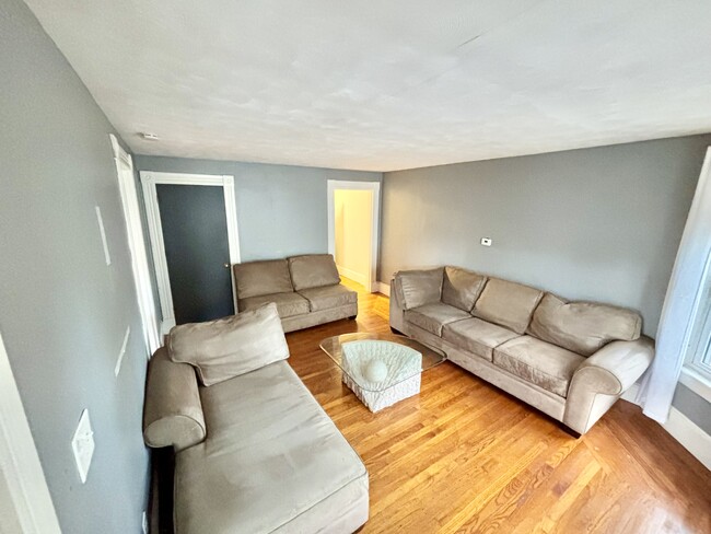 Building Photo - 91 Orange St Unit 1F
