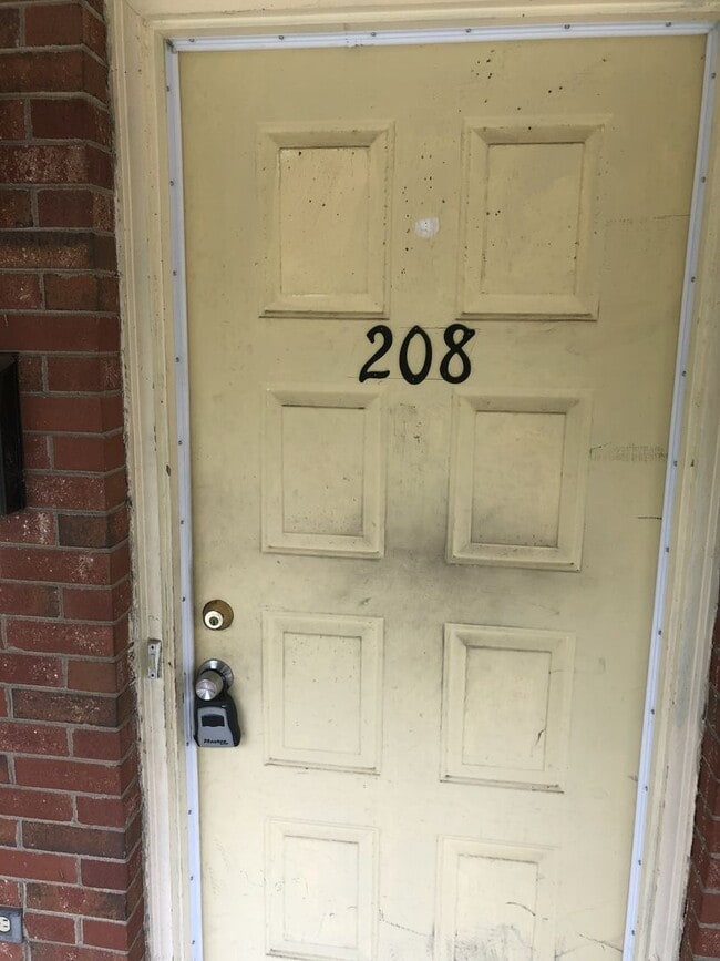 Photo - 202 Sarah St Unit 220 Sarah St
