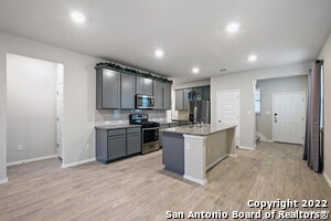 Photo - 259 Kinsley Wy