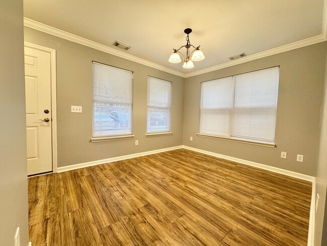 Photo - 2 Bedroom, 2.5 Bath Townhouse - Two Bedroom Suites