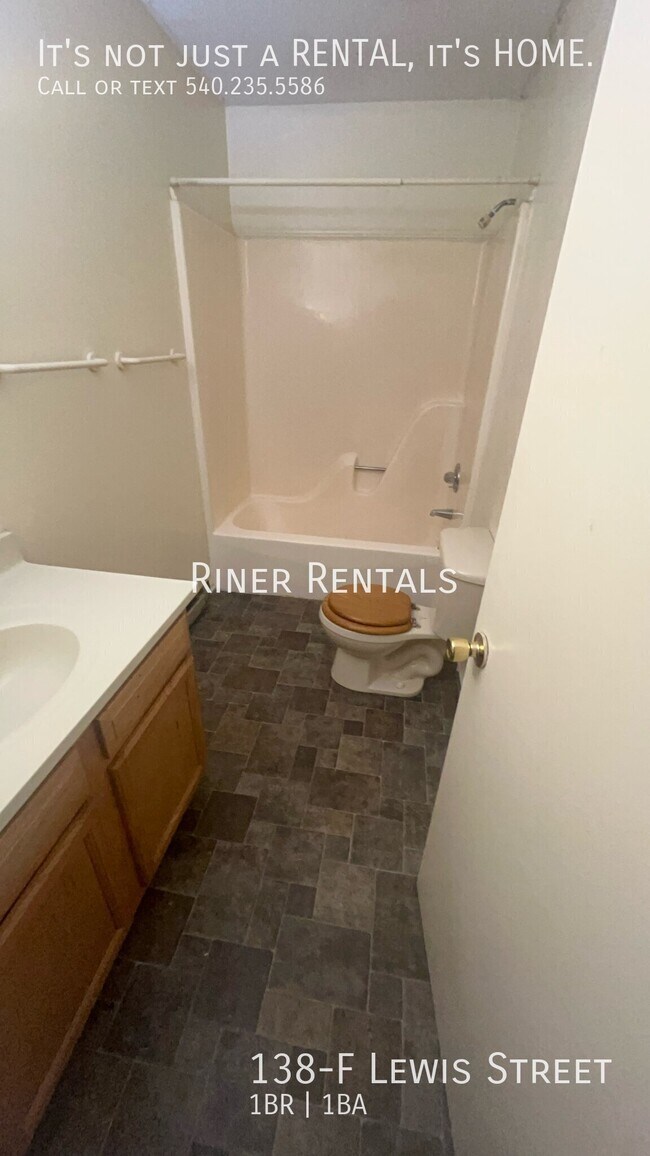 138-F Lewis Street-