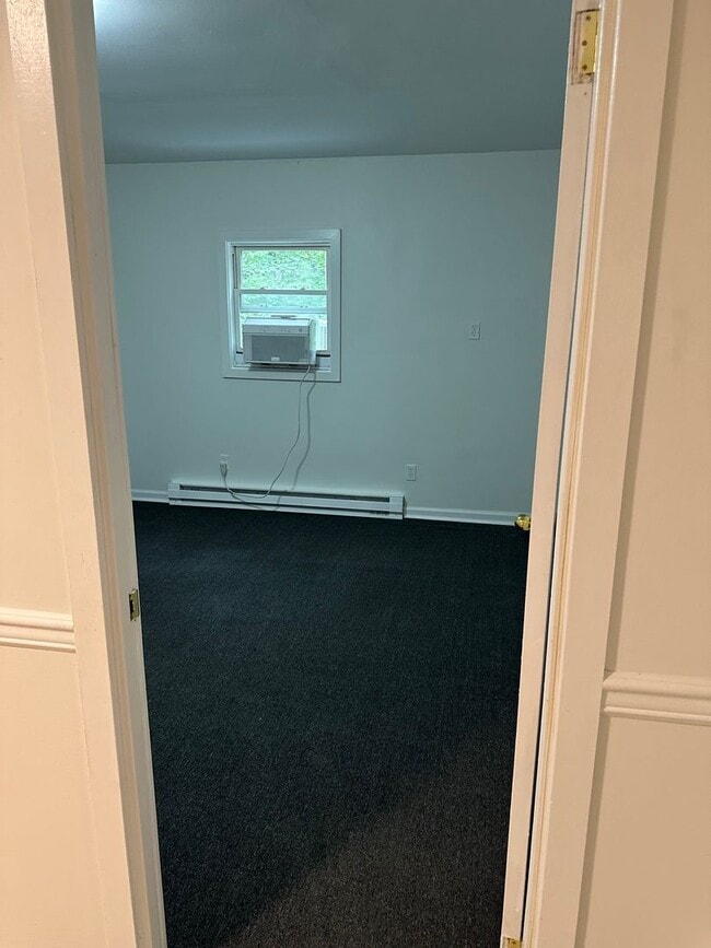 Photo - Newly Renovated 2-Bedroom 1 Bath- Retreat on 12 Secluded Acres with Trails in Kintnersville! Unidad 520 Kintner Rd