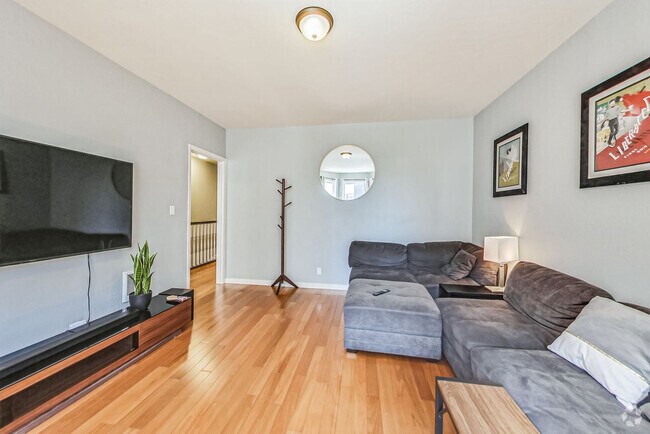 Building Photo - 766 Natoma St Rental