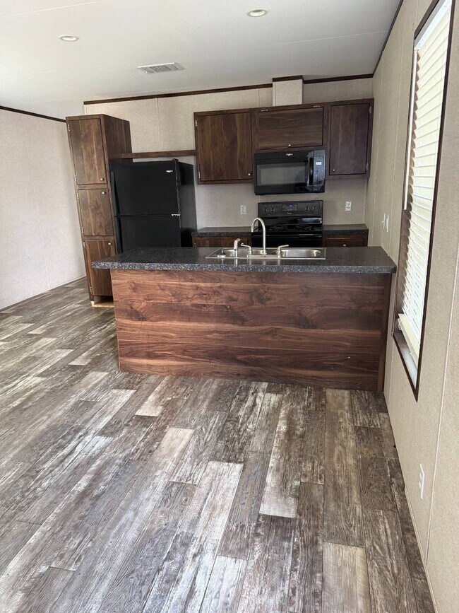 Photo - 4801 Goldfield Dr