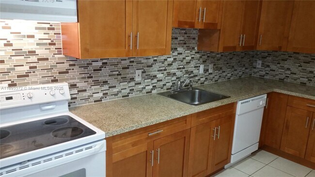 Photo - 2531 NE 184th Terrace