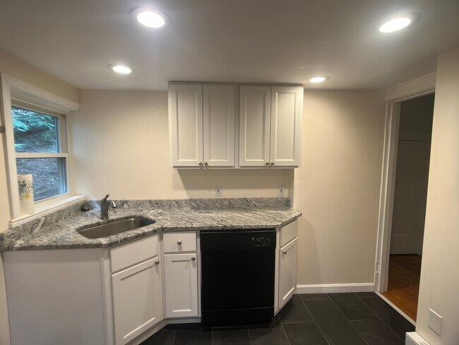 Photo - 60 Rockwood St