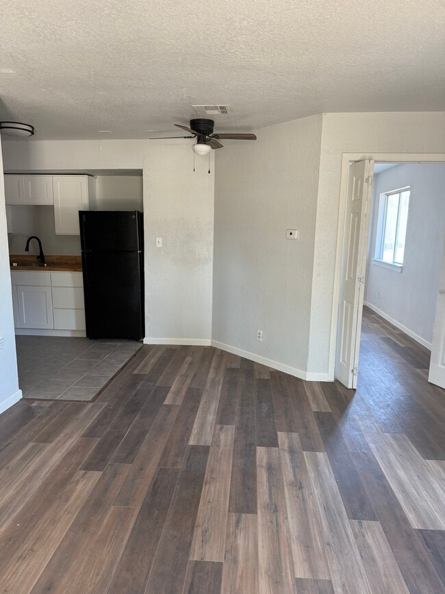 Building Photo - 1804 E 66th St Unit E101 Rental