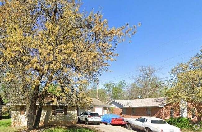 Building Photo - 1525 Marydale Ave Rental