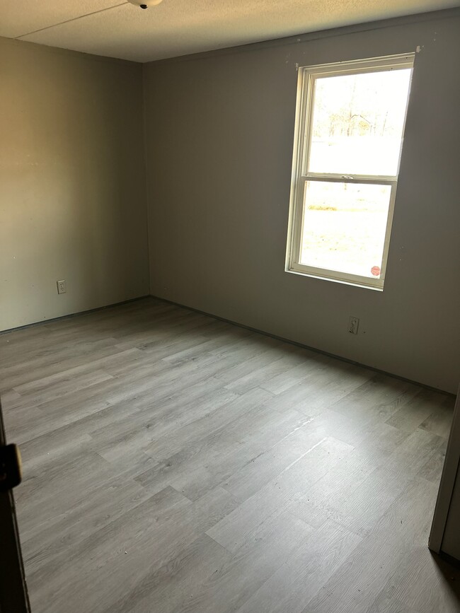 Photo - 719 Barren Hollow Rd