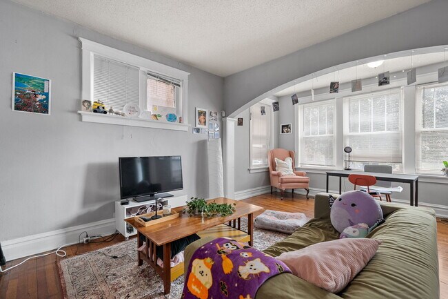 Photo - 6165 Waterman Blvd Unit 1st Floor