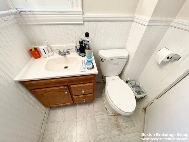 Photo - 22 Parker Hill Ave Unidad 1