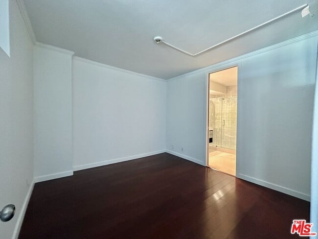 Photo - 999 N Doheny Dr Unit 406