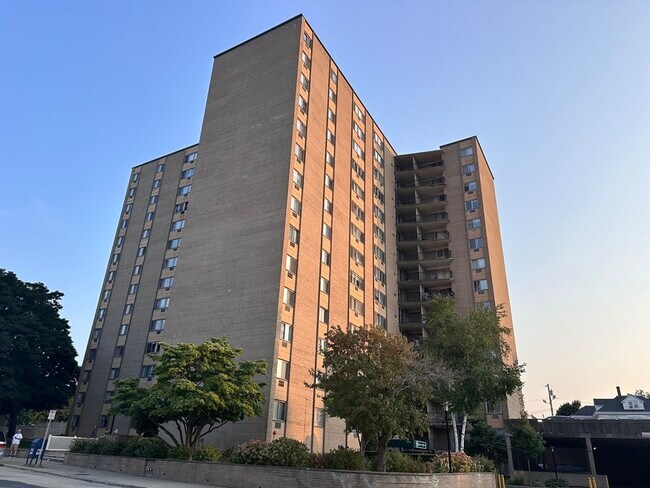 Photo - 1025 Hancock St Unidad 1F