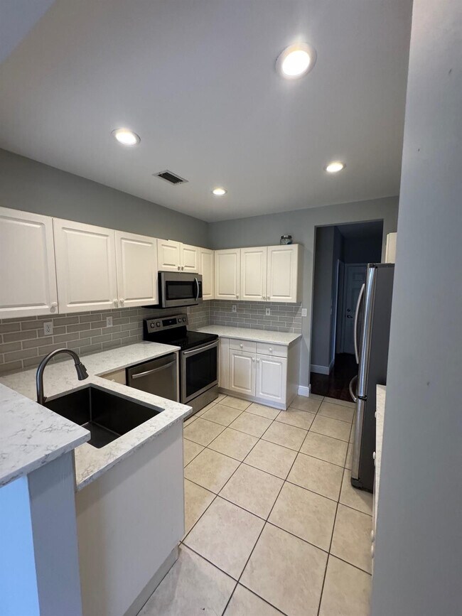 Photo - 12502 NW 56th St