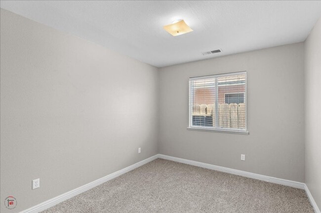 Photo - 1712 Beethoven Way