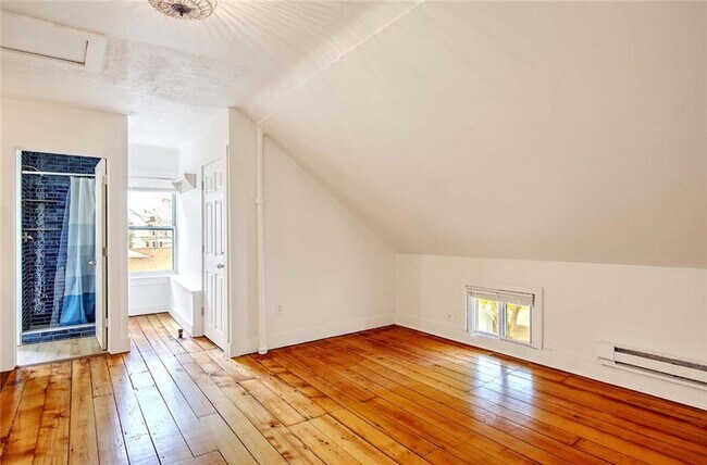 Photo - 21 Brewster St Unidad 3