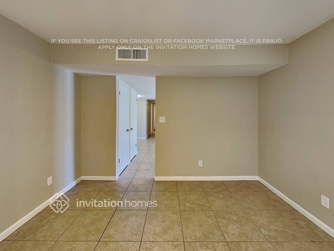 Photo - 3229 E Emelita Ave