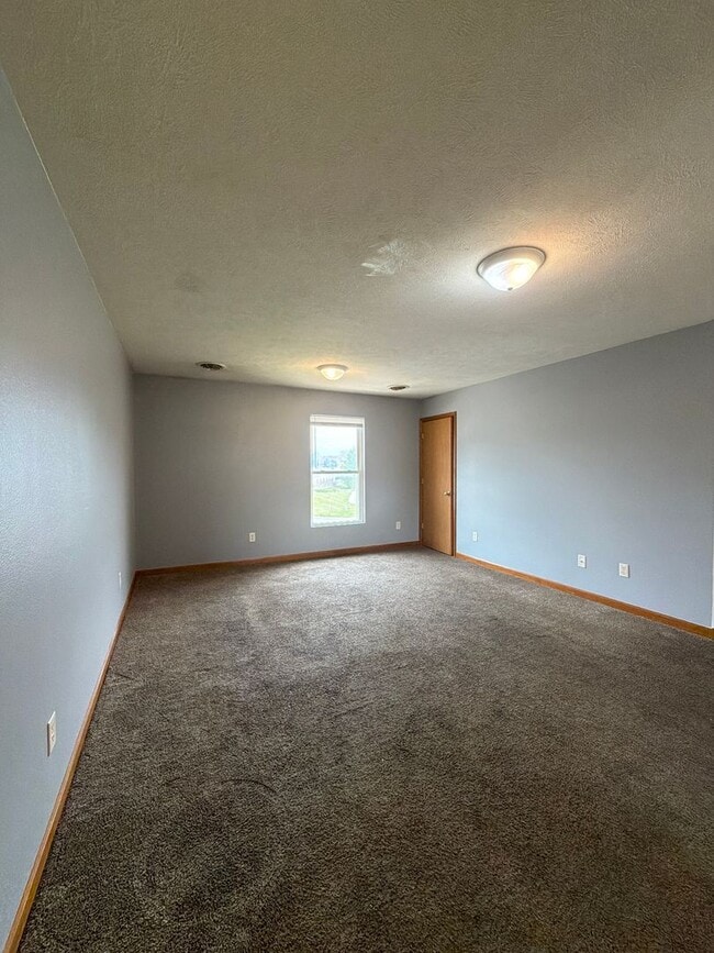 Photo - 279 Woodridge Ct Unit Apt. B