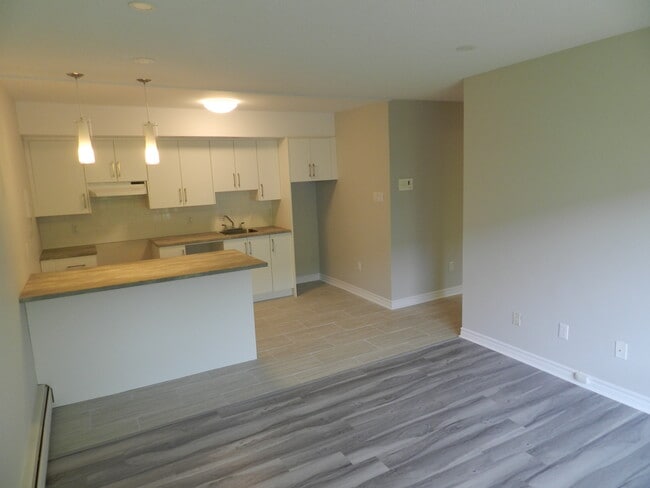 Photo - 7 Rufus Ave Unit 7