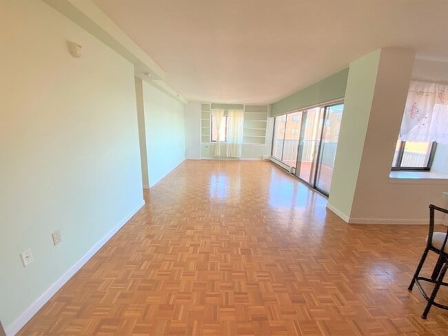 Photo - 300 Lynn Shore Dr Unit 711