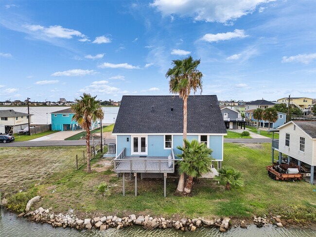 Photo - 7016 Delesandri Dr