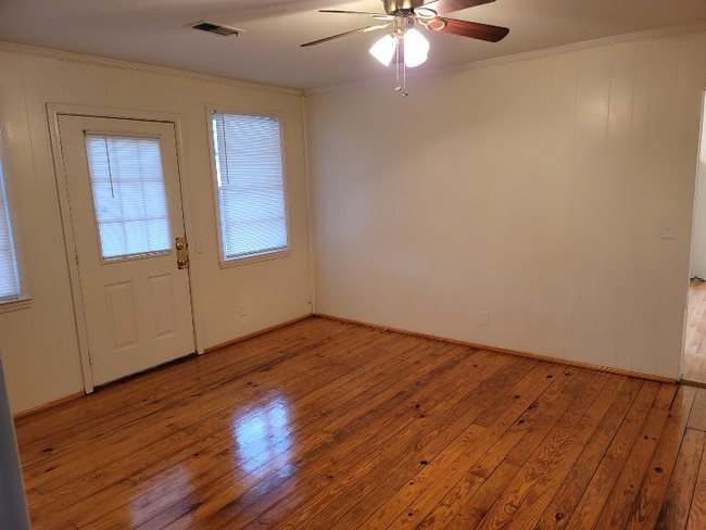 Photo - 146 Mills Rd