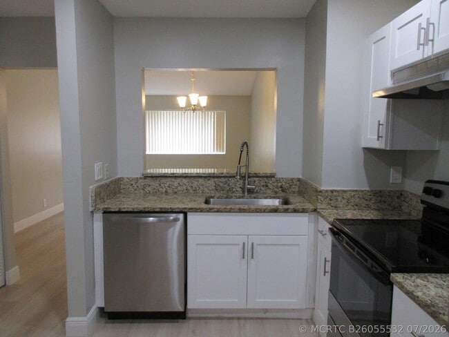 Photo - 11448 NW 42nd St