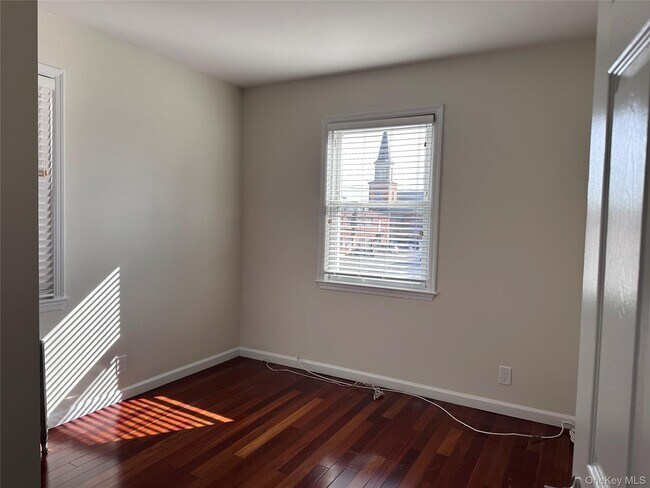 Photo - 154 Grant Ave