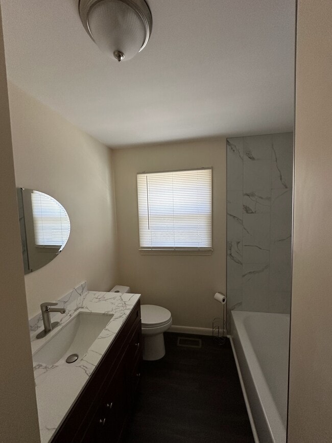 Baño - 261 Belcher Rd