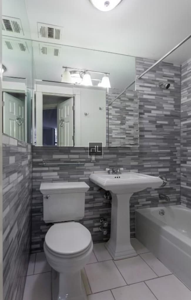 Photo - W 14TH ST. Unit 2A