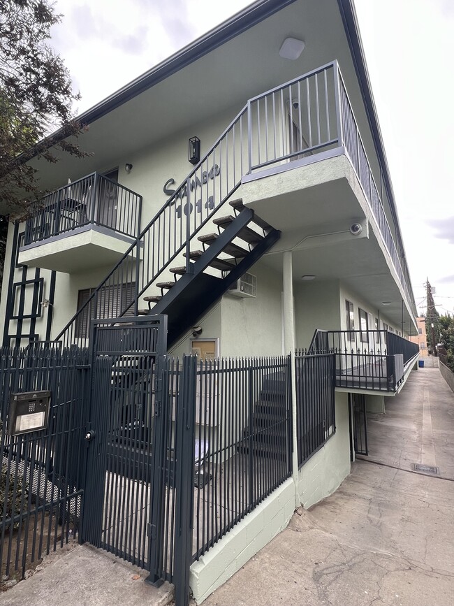 Front  South 11/24 - Samoa Apts