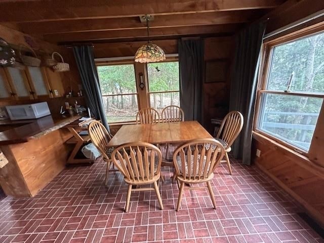 Photo - 319 Chalk Pond Rd