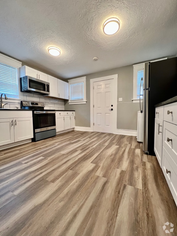 Building Photo - 1219 12th St Rental