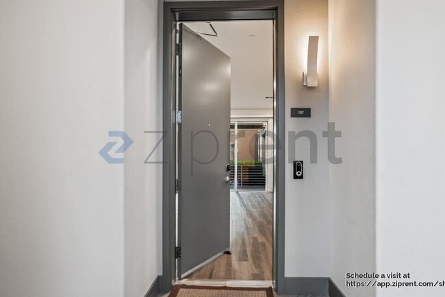 Photo - 45258 Tom Blalock St