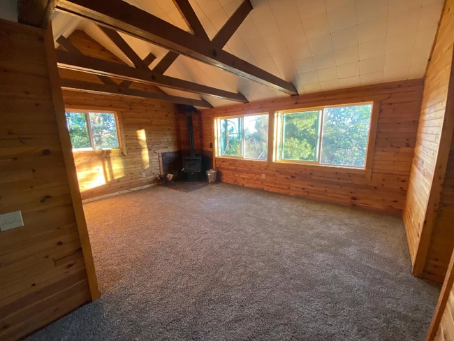 Photo - 54374 Valley-View Unit Upstairs