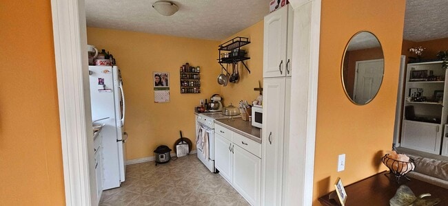 Photo - 8140 Piper Dr Unit 2