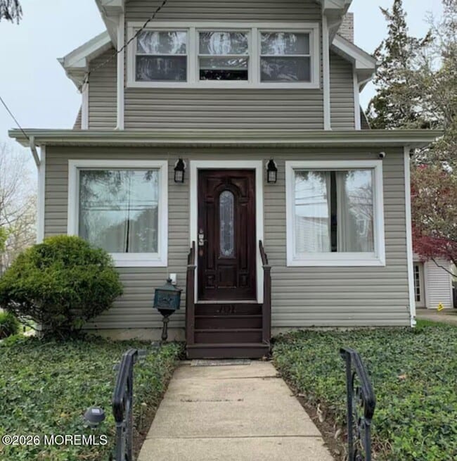Photo - 701 5th Ave